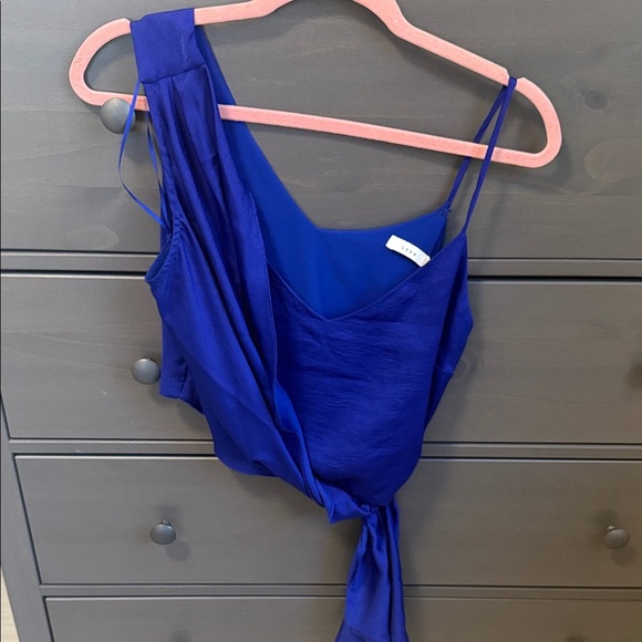 Lush cobalt blue top - Picture 3 of 6